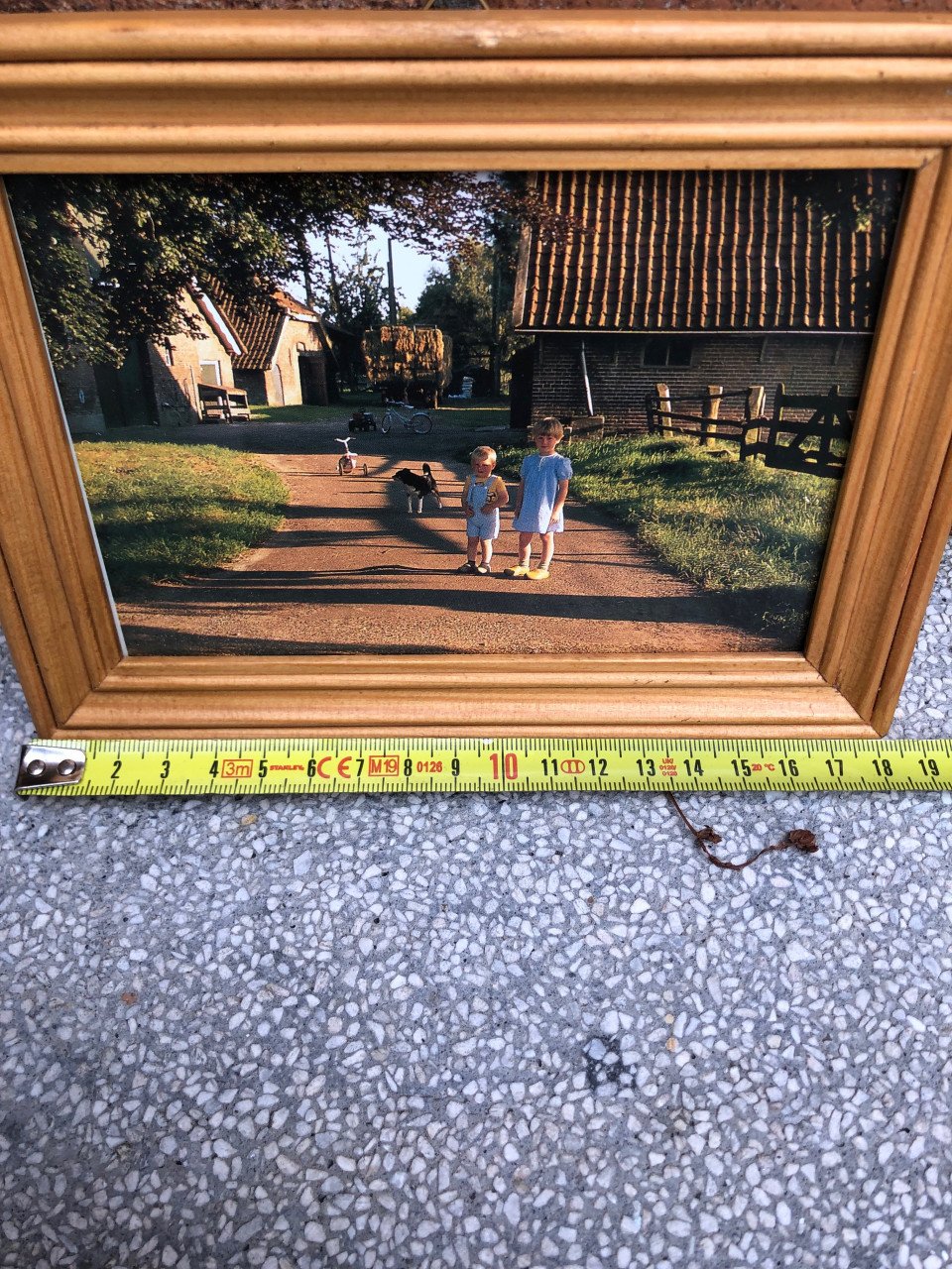 Leuk lijstje met kinderen bij de boerderij.
