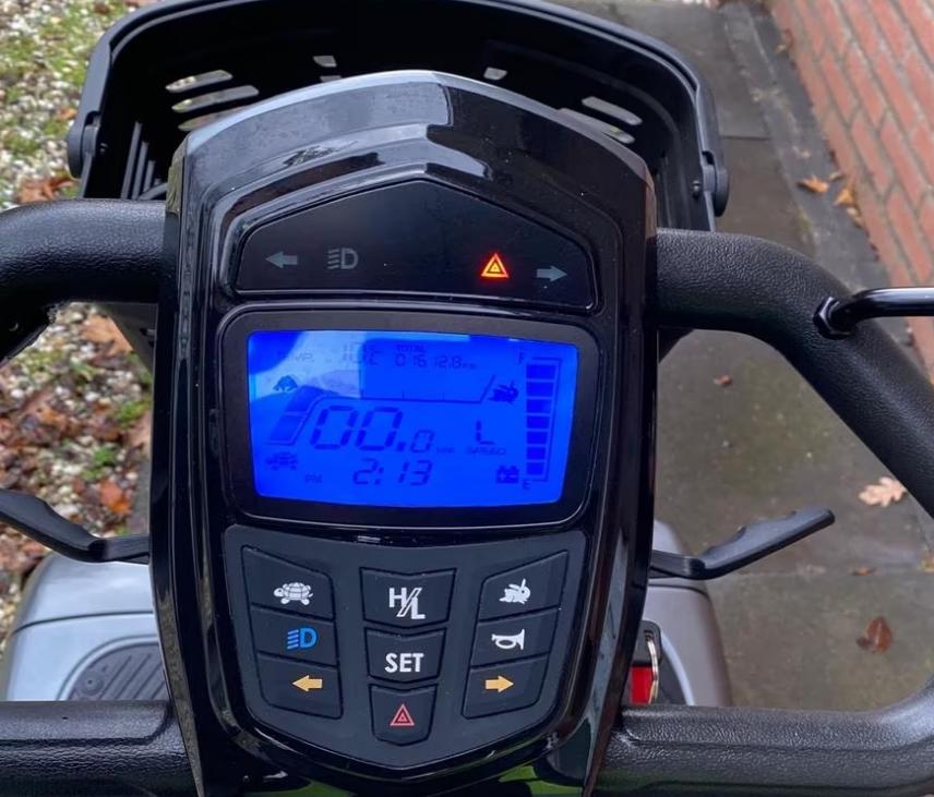 Scootmobiel - Zo goed als nieuw, 4 maanden jong!