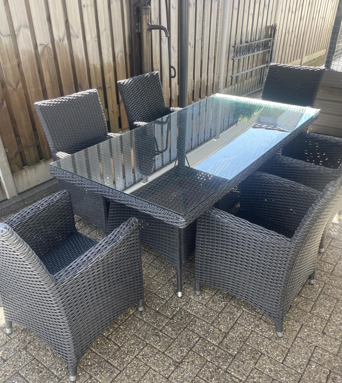 Tuinset met 6 stoelen