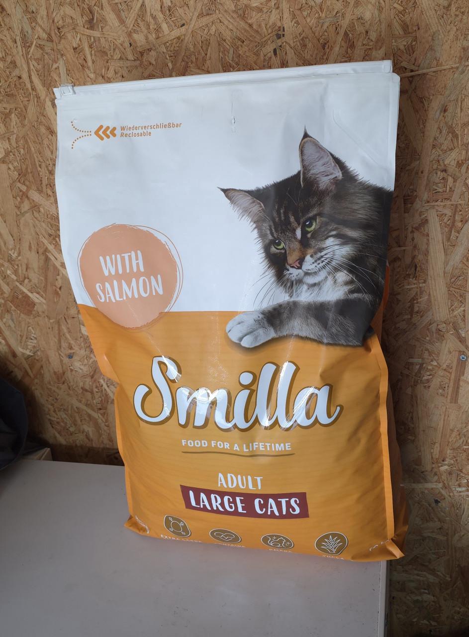 Grote XL zak kattenvoer van Smilla 10 kg