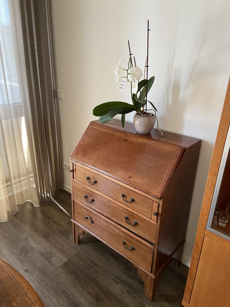 Secretaire