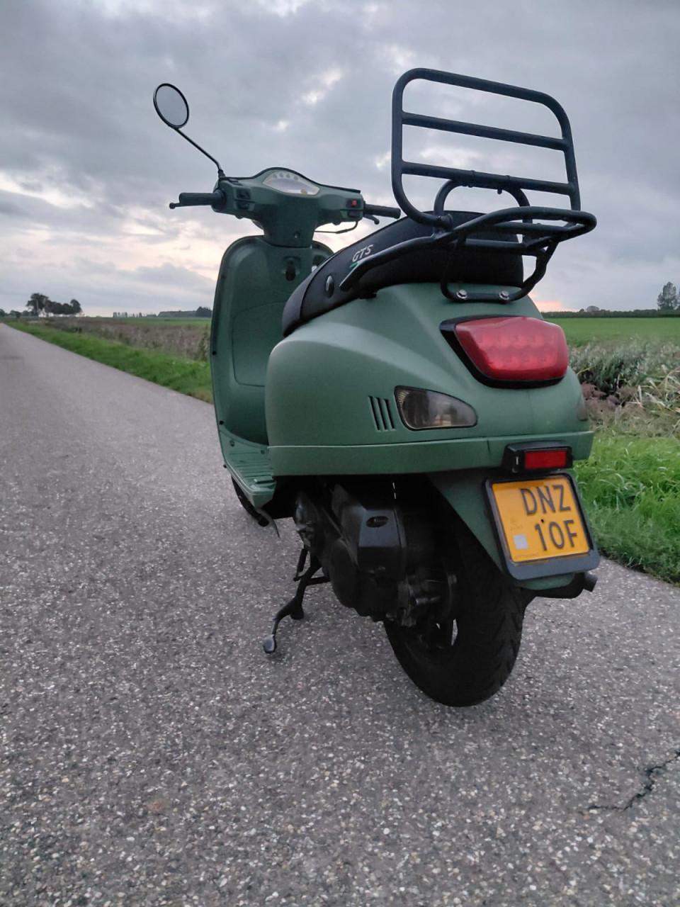 BTC Riva bromscooter bj. 2017