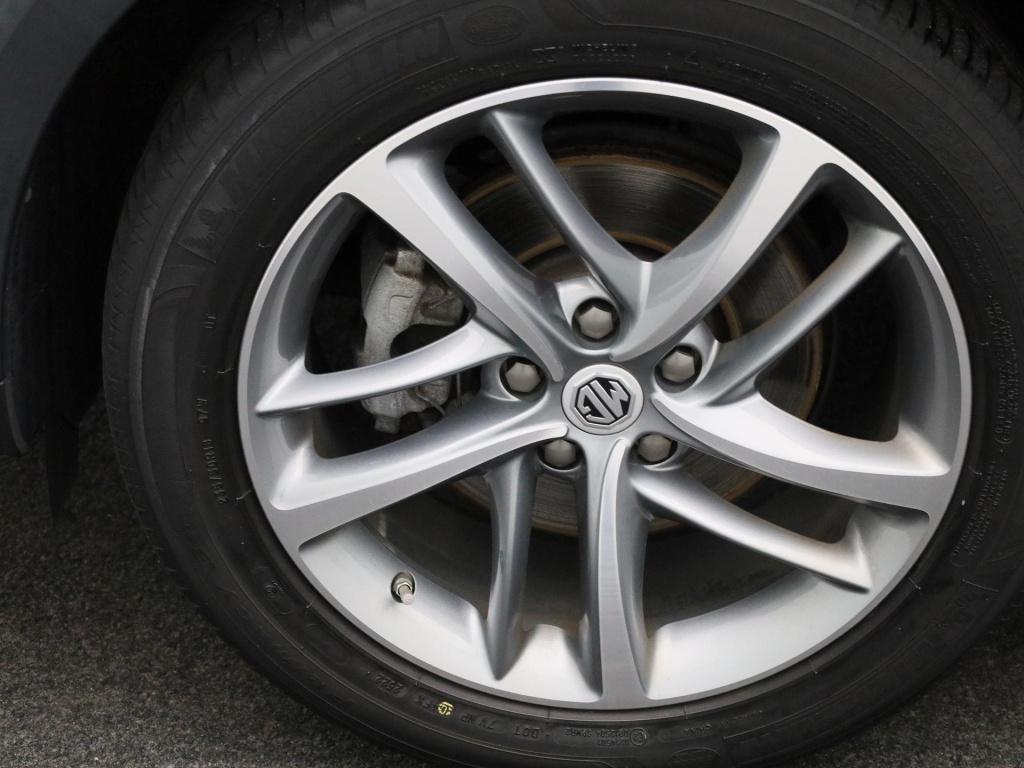 MG Ehs 1.5 tgdi luxury
