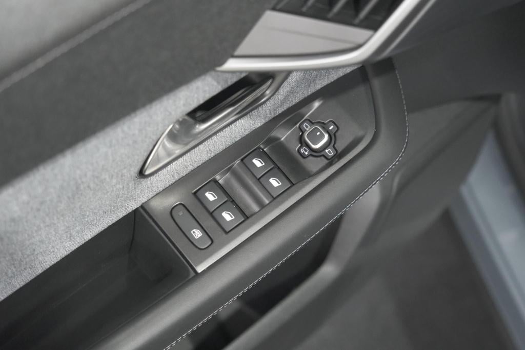 Opel Grandland 1.2 turbo 145 hybrid business edition | elektrische kofferkl