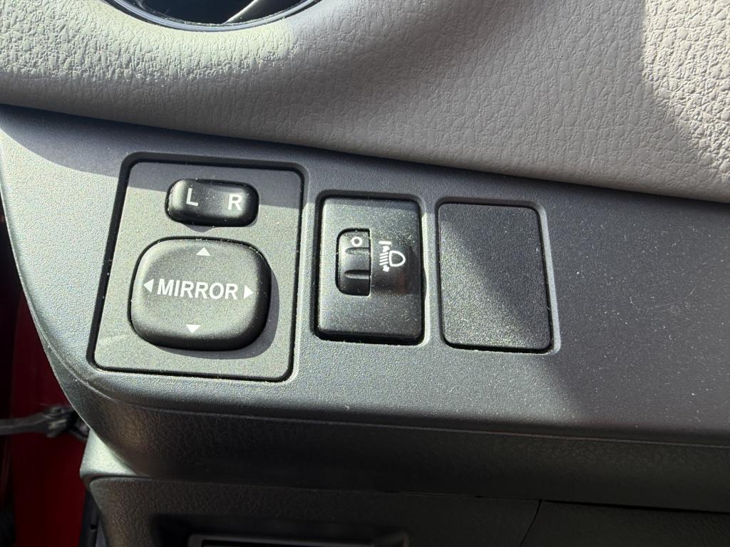 Toyota Yaris 1.5 hybrid dynamic | navi | climate | camera!