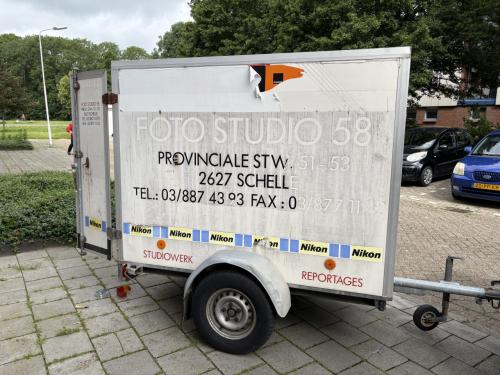 Gesloten aanhanger hapert