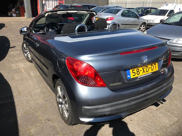 Peugeot 207 CC 2007