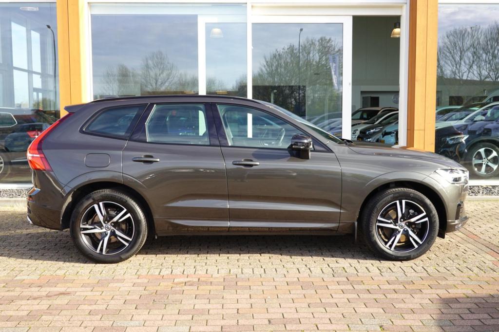 Volvo XC60 2.0 b5 r-design