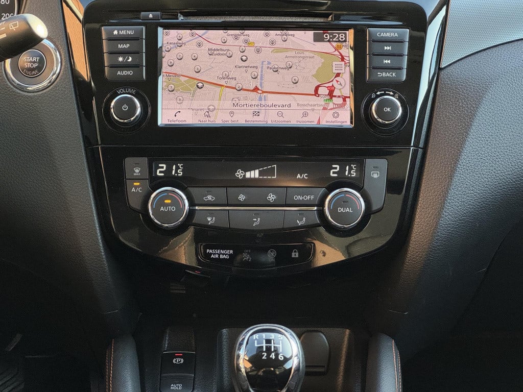 Nissan Qashqai 1.3 dig-t n-motion | panoramadak | apple carplay/android aut