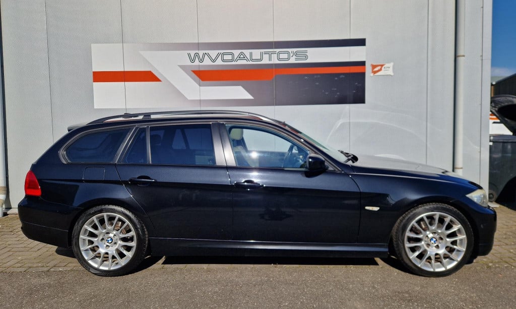 BMW 3-serie touring 320i business line style