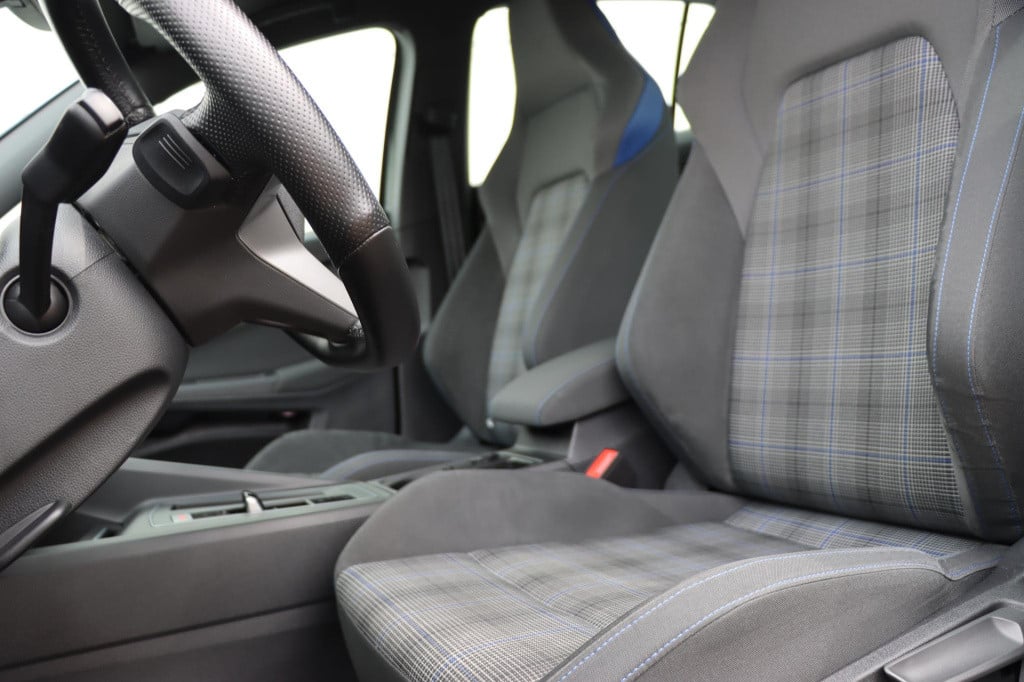 Volkswagen Golf 1.4 tsi ehybrid 245pk dsg6
