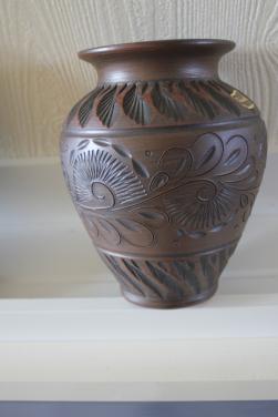 Brockmann..Gedecoreerde stenen vaas