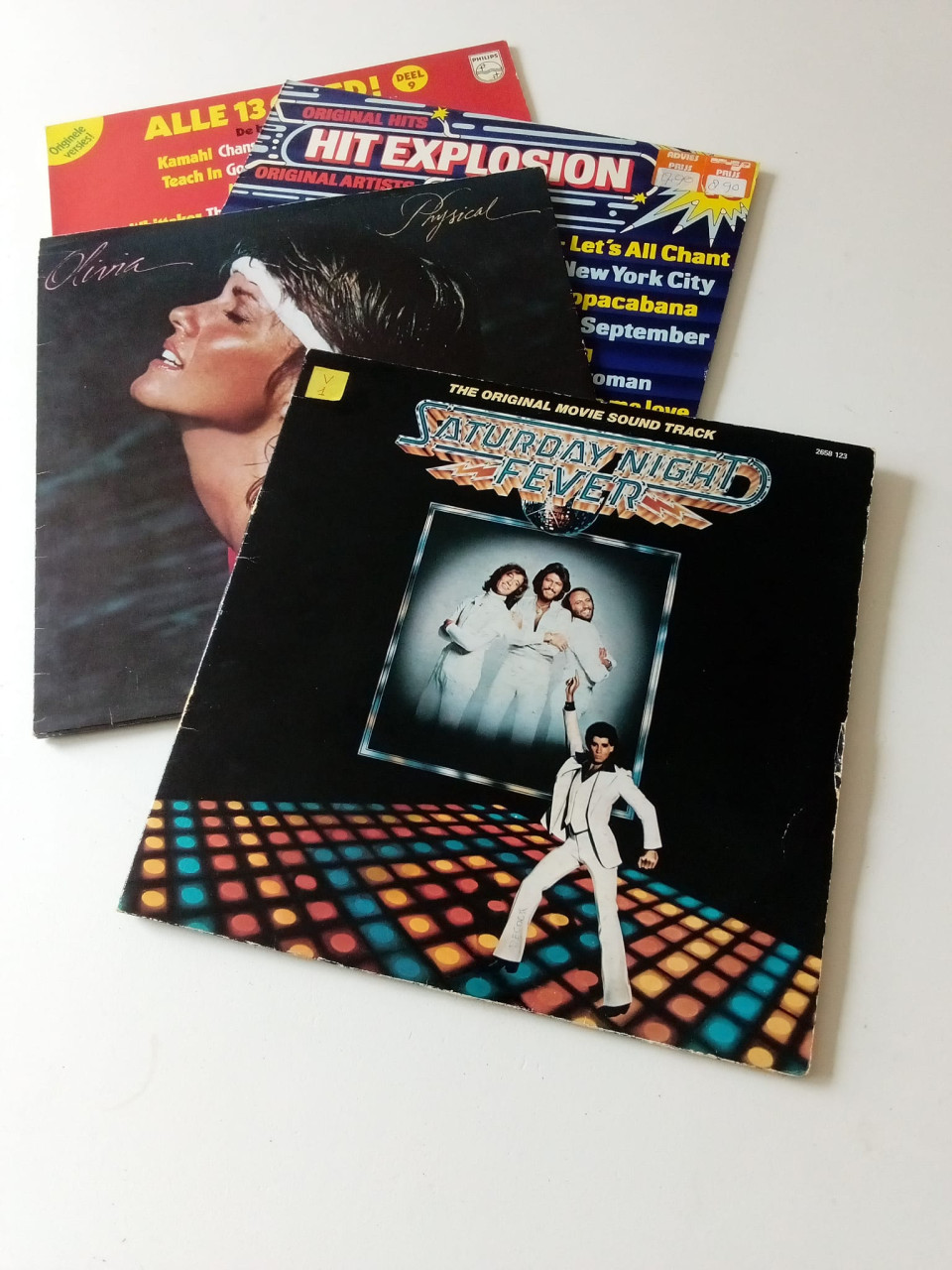 Set van 4 LP's o.a Saturday Night Fever, Physical Olivia Newton John
