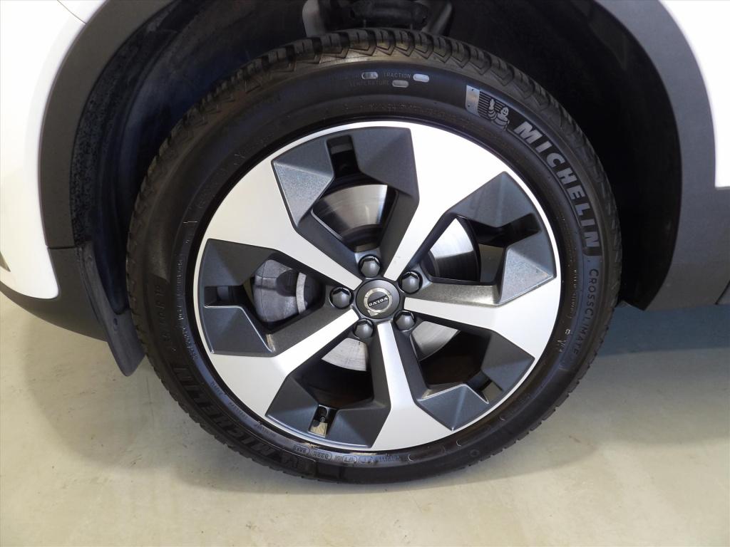 Volvo XC40 b3 163pk mild hybrid aut plus dark