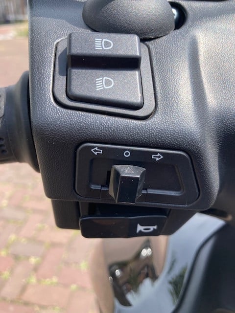 GEEN RIJBEWIJS ? NIET NODIG MET DEZE STOERE NIPPONIA PRIDE SCOOTER !