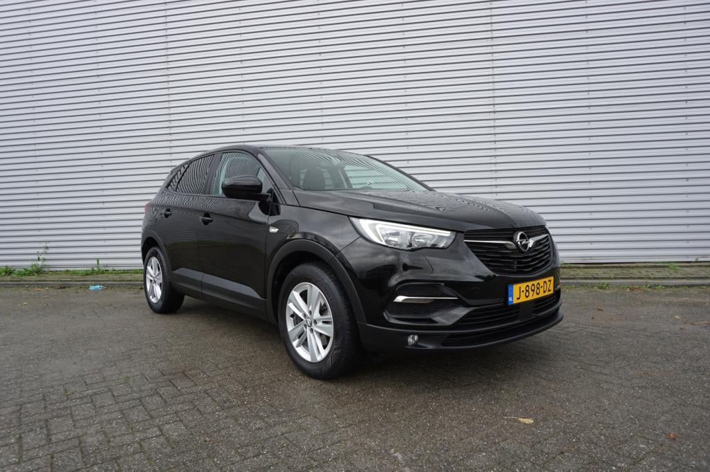 Opel Grandland X 1.2 turbo innovation climate / navi / cruise / elektr. ram