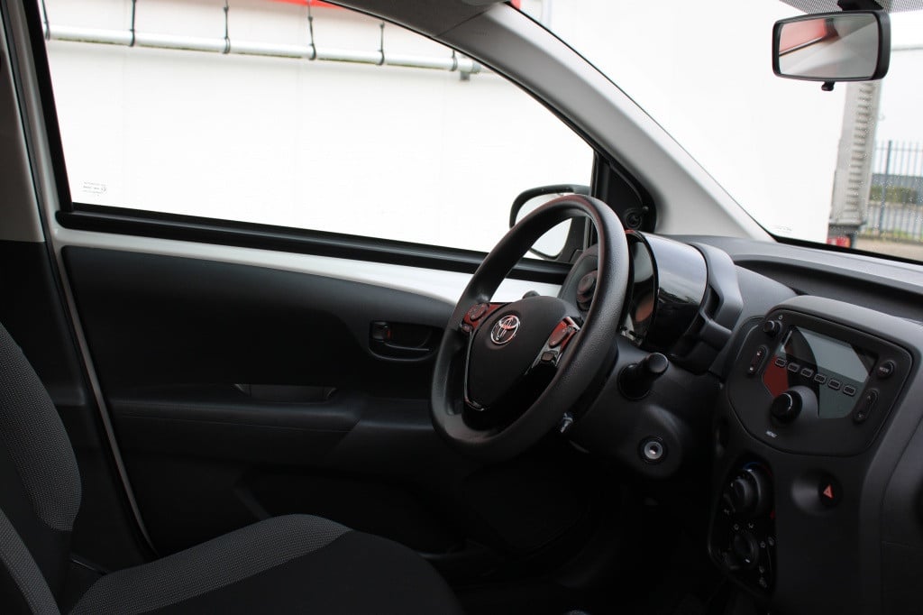 Toyota Aygo 1.0 vvt-i x-fun