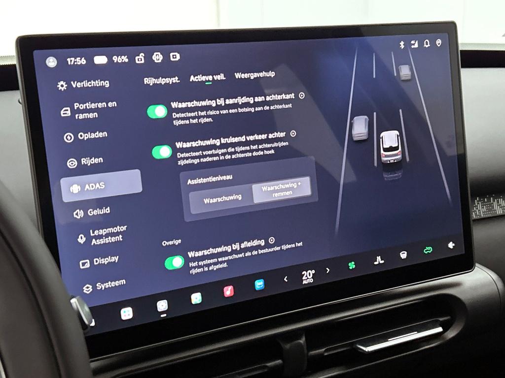 Leapmotor B03x promax design 53 kwh  voorraad | galaxy silver | 382 km wltp