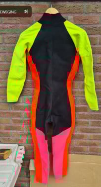 Te koop : Te Koop: Dames duikpak.  2mm neopreen.  maat 40
