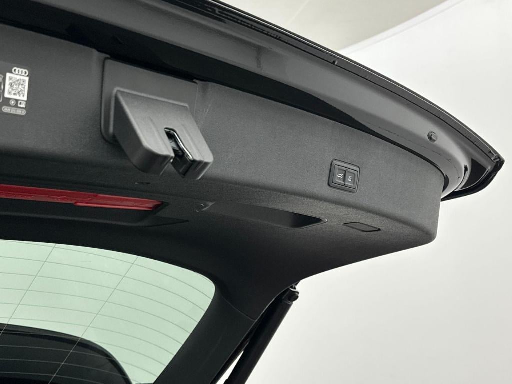 Audi Q3 s edition e-hybrid 200 kw / 272 pk suv 6 versn. s-