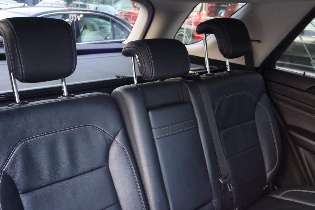 Mercedes-Benz ML-klasse 350 bluetec sport editon l schuif- kanteldak l keyl