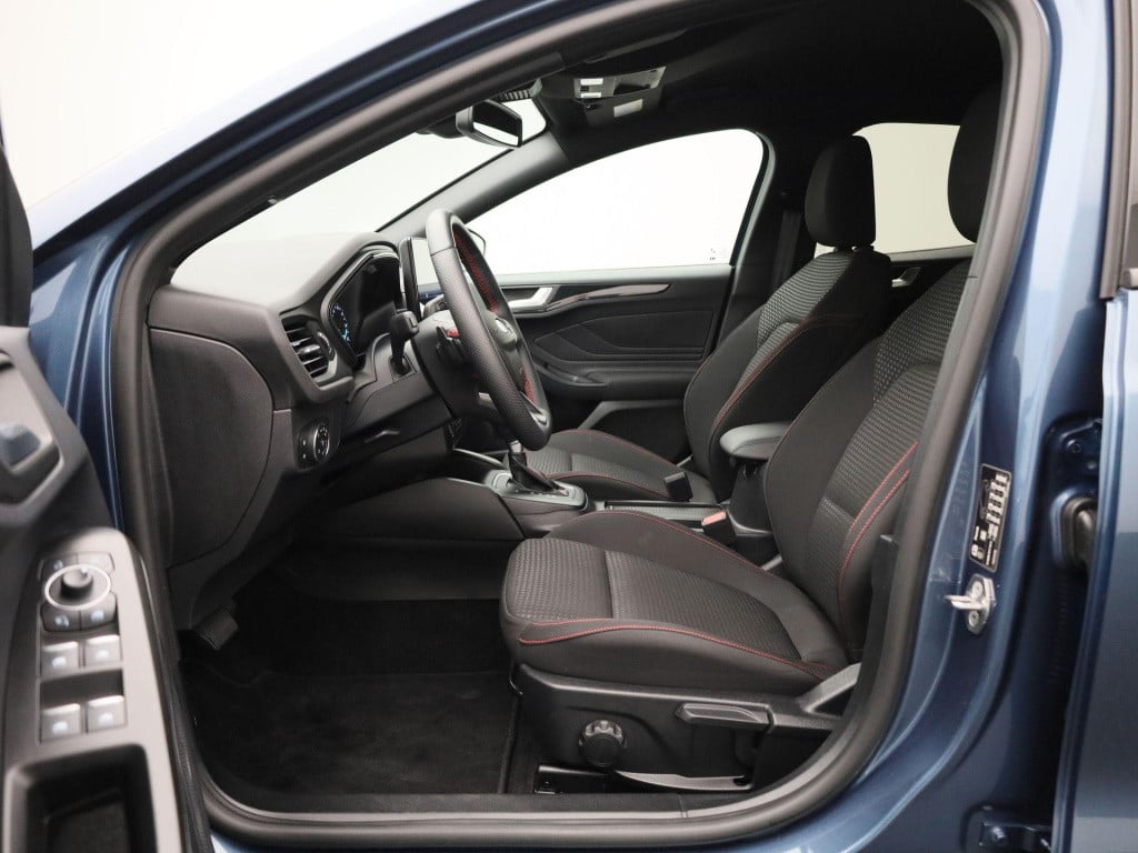 Ford Focus 1.0 ecoboost hybrid st-line