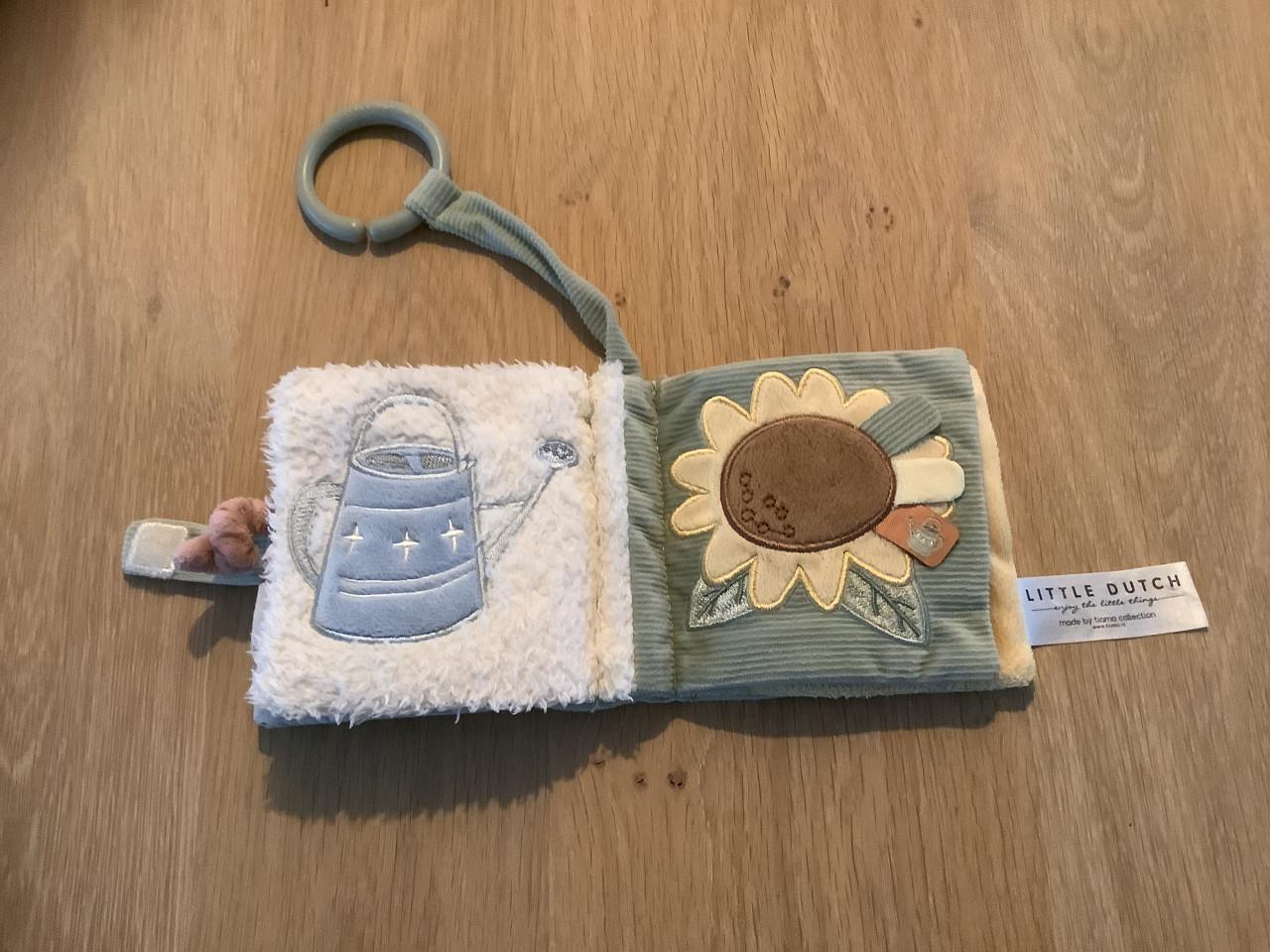 Little Dutch - Stapeltoren, Houten Auto’s, Stoffen Baby Boekje