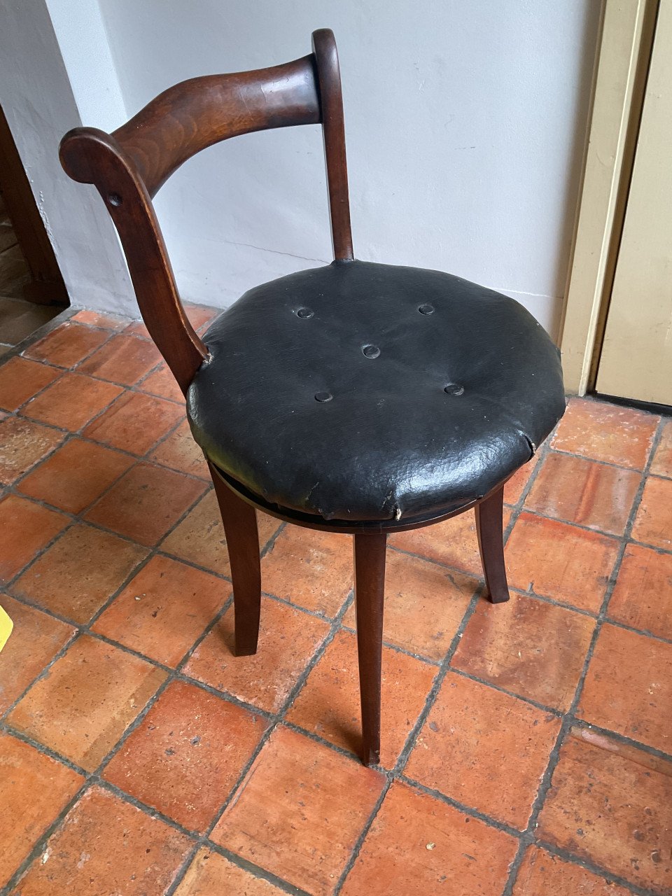 Antieke stoel H.Brooks & Co 19 de eeuw .