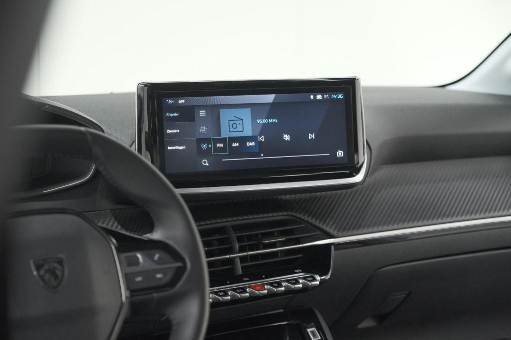 Peugeot 208 puretech 100 allure | apple carplay | parkeersensoren | climate