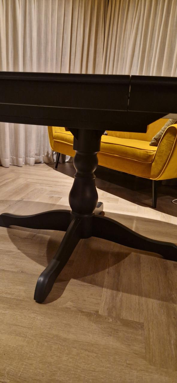 Ronde (uitschuifbare) eettafel