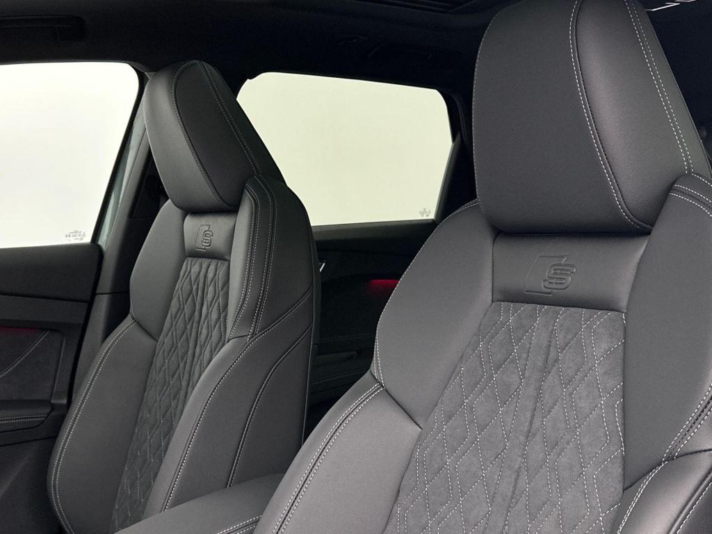 Audi Q4 E-tron s edition e-tron 55 82 kwh 250 kw / 340 pk suv ele