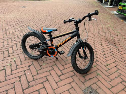 Kindermountainbike 16 inch