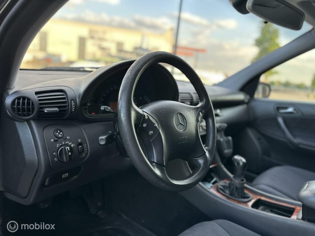 Mercedes C-klasse 200 K. Classic Airco km226.689 Nap BJ2002
