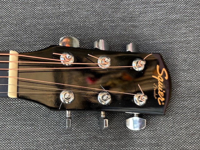 Akoestische gitaar  SQ......