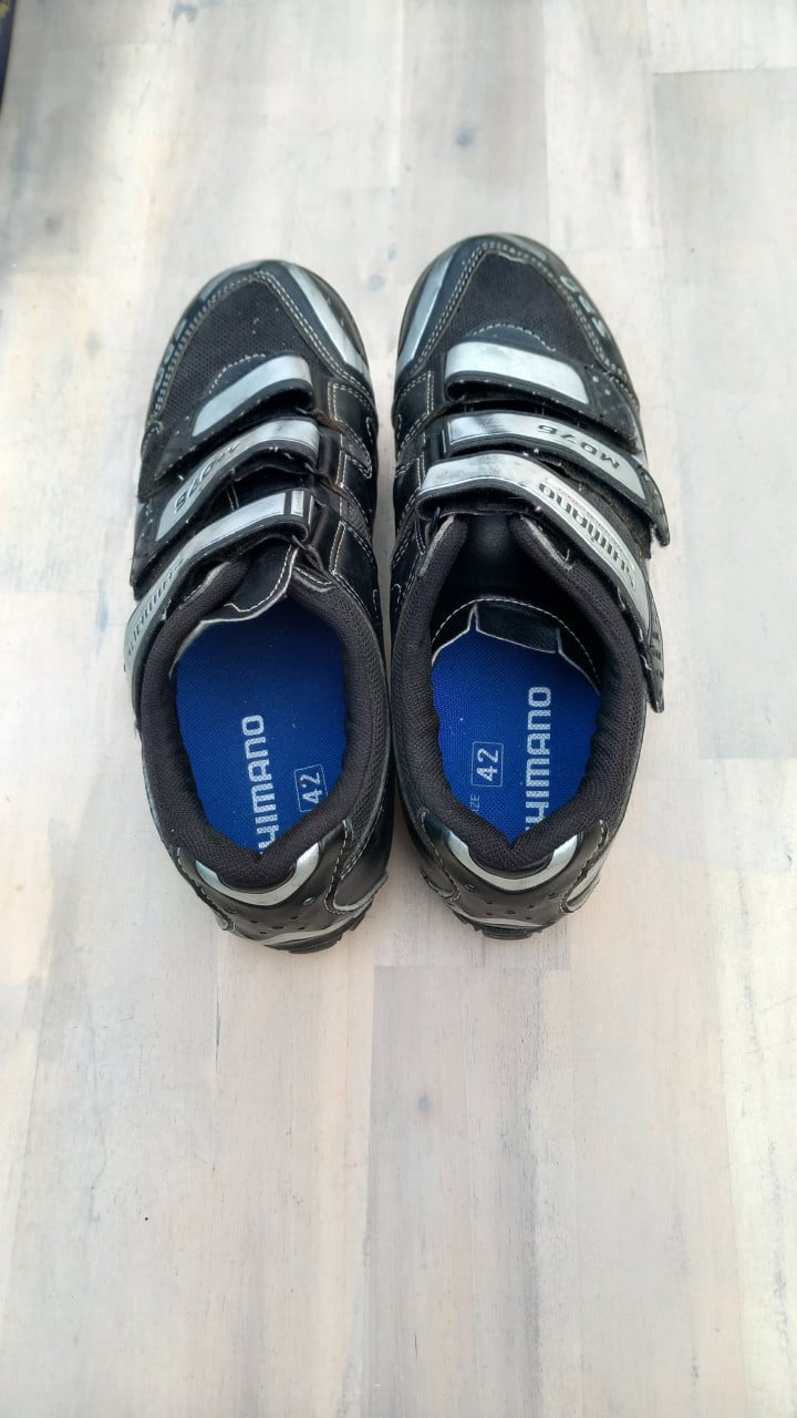 Wielrenschoenen Shimano maat 42