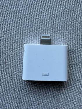 Apple Lightning to 30-pins Adapter