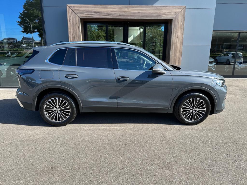 Volkswagen Tiguan 1.5 etsi 150pk elegance | 360 camera | trekhaak | elek. a