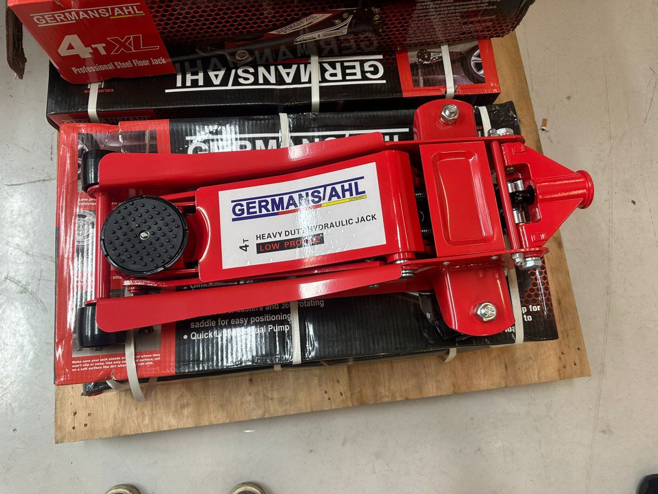 Garage Krik 4T XL - Germans TAHL - Grote Partij!