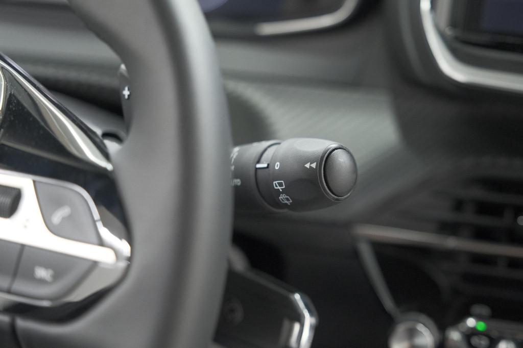 Peugeot 2008 puretech 130 eat8 allure | 360 camera | adaptieve cruise contr