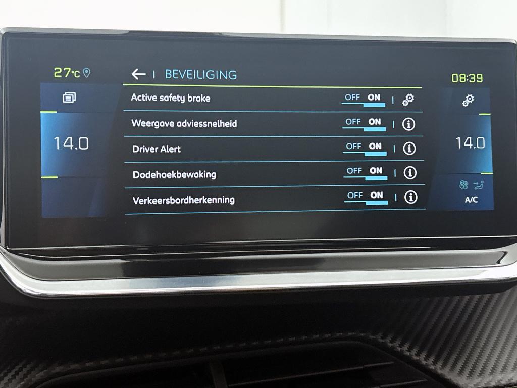 Peugeot E-2008 ev gt 50 kwh | rijklaar | panoramadak | stoelverwarming | ad