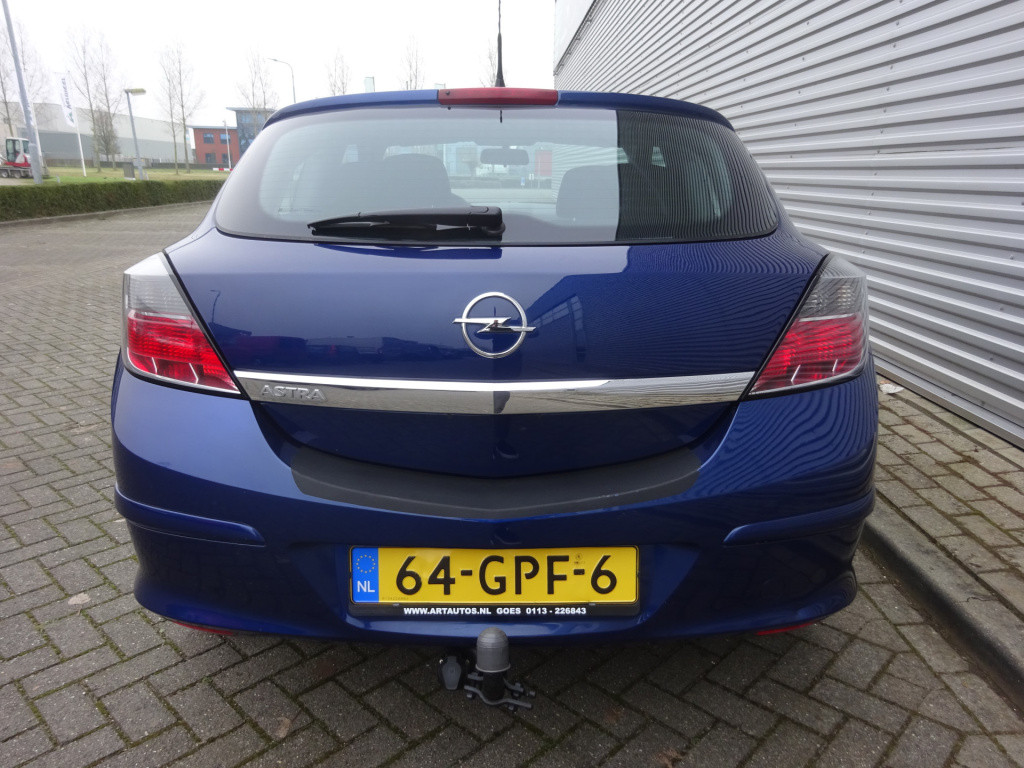 Opel Astra gtc 1.8 business airco / elektr. ramen / cruise control / nap