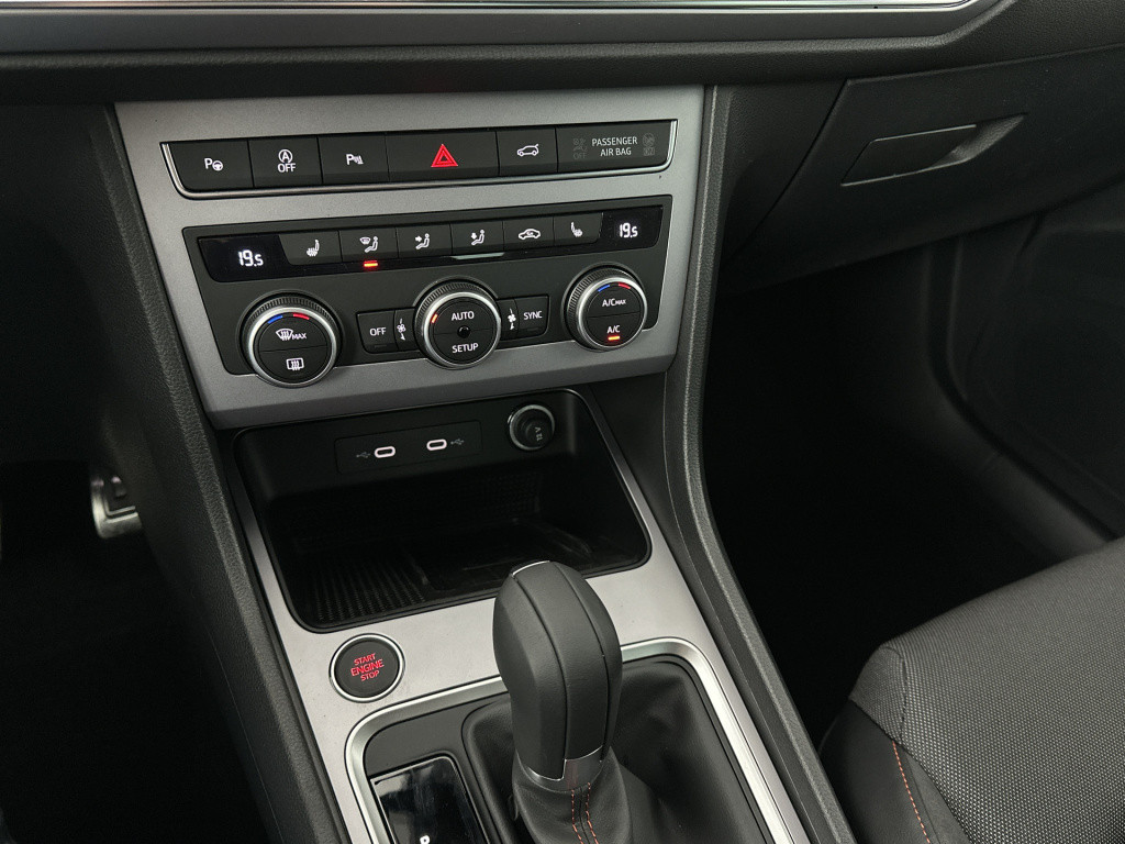 Seat Ateca 1.5 tsi 150 7dsg fr business intense | achteruitrijcamera | airc