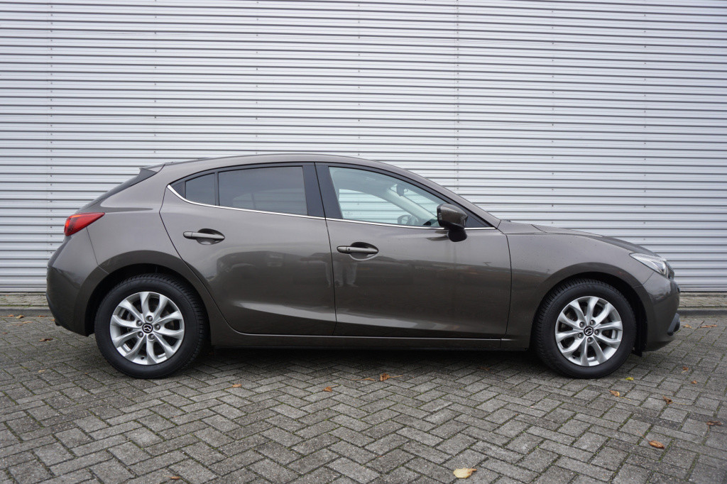 Mazda 3 2.0 gt-m climate / navi / cruise / stoelverw. / leder / trekhaak / 