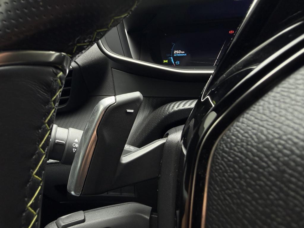 Peugeot 208 1.2 puretech gt