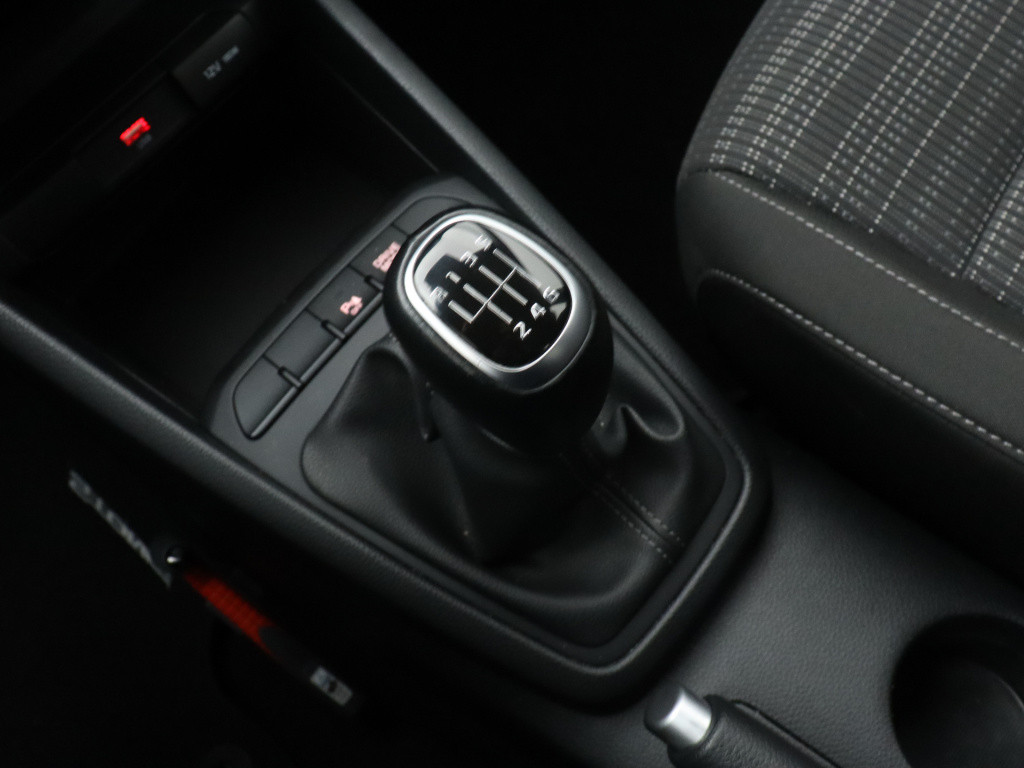Kia Stonic 1.0 t-gdi mhev dynamicline | led koplampen | airco | apple carpl