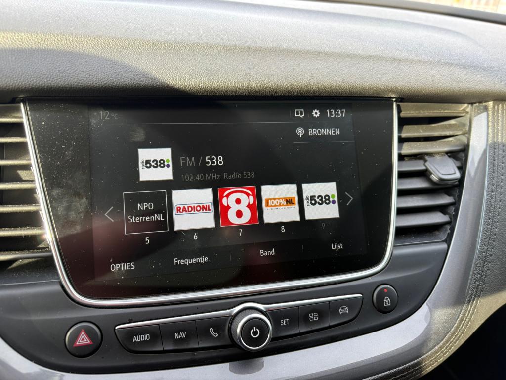 Opel Grandland X 1.2 turbo business executive