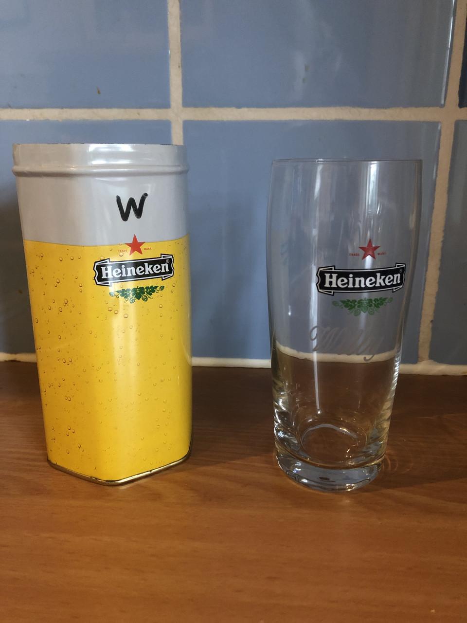 Heineken fluitje met naam gegraveerd (in blik)
