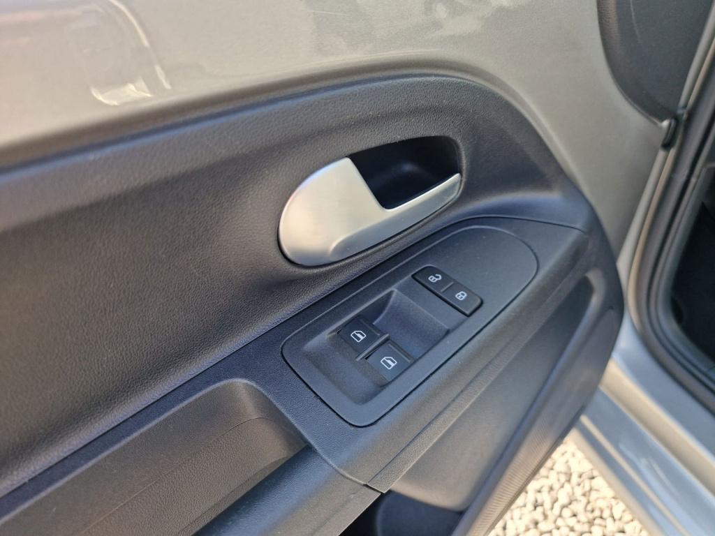 Volkswagen UP! 1.0 | lane assist | airco | bluetooth | dab | elektr. ramen