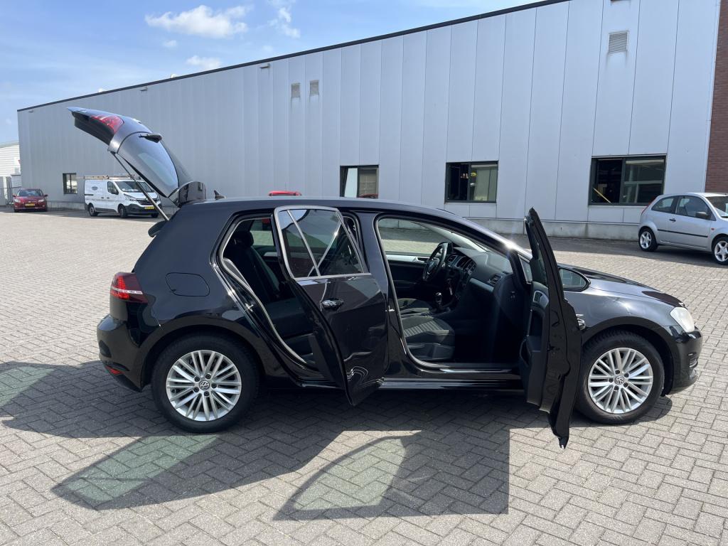 Volkswagen Golf 1.2 tsi cup edition 85 dkm navi