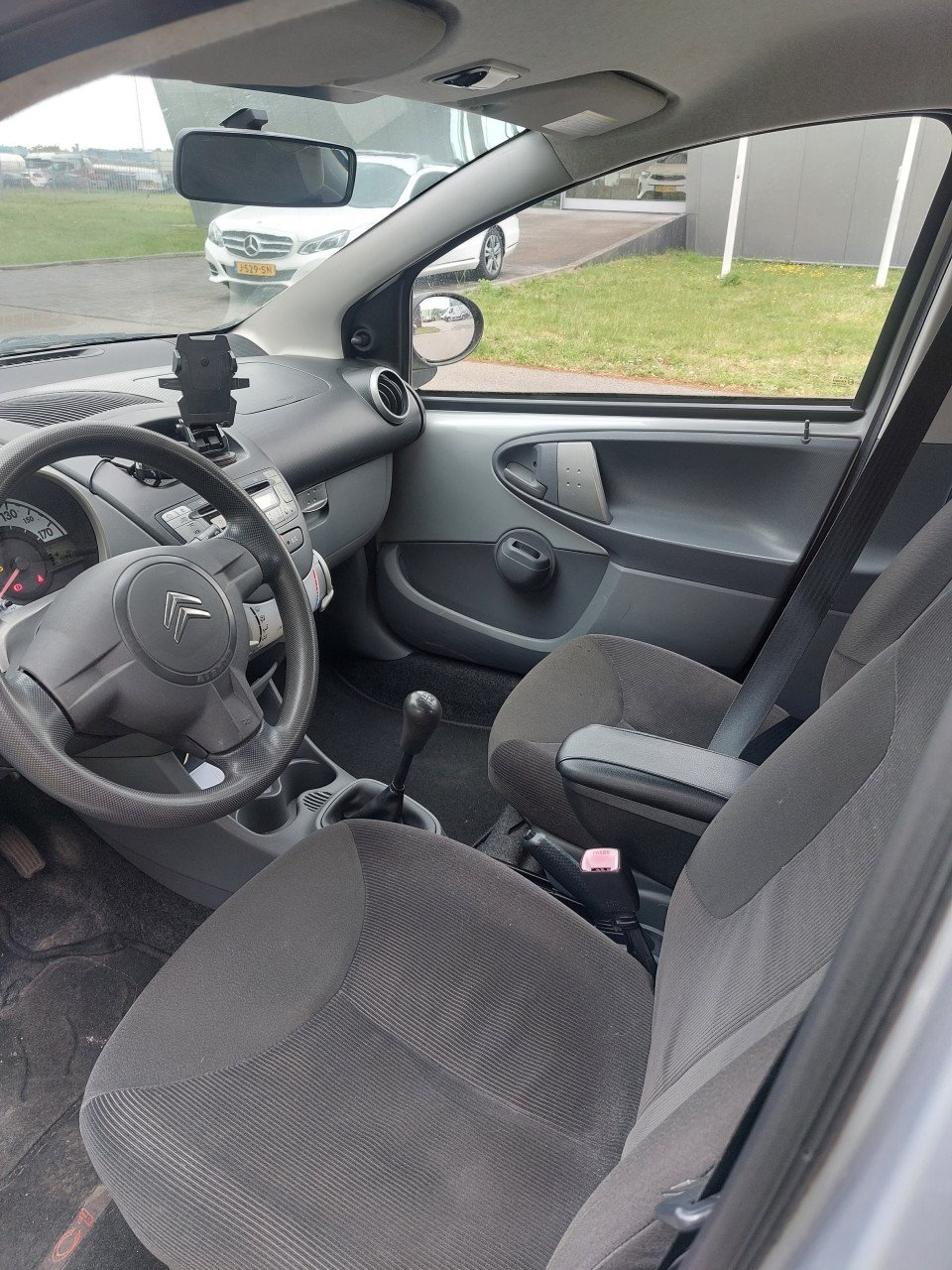 Citroen c 1 bj  2007  1700 euro